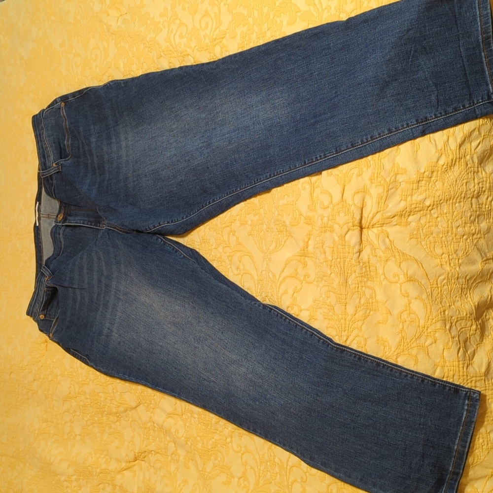 STS Blue Mid Rise Jeans SZ 18 NWOT
